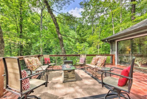 Lake Toxaway Cabin with Fire Pit - 1Mi to Marina
